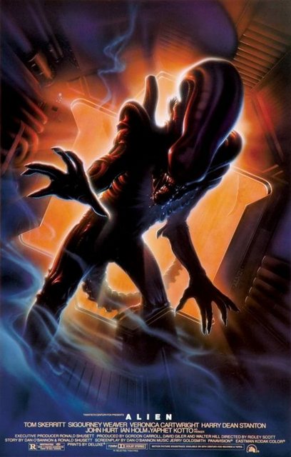 3-Yaratık (Alien) (1979) -  - Ridley Scott'ın Vietnam korkusuna istinaden oluşturduğu dingin ve psikolojik uzaylı yaratık istilası filmi. Üç devam filmine alan açmasının yanında aynı zamanda bir de ekol oluşturdu. 1980'lerde 'kült', 'komedi' ve 'masalsı' kelimelerini arkasına alan eserlerin ortaya çıkmasında bu kaynağın payı büyük. Ama bunların hiçbirini içinde bulundurmadığı da şüphesiz.