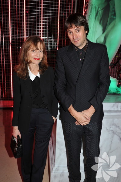 Isabelle Huppert ve Francesco Vezzoli