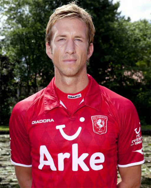 Porto, Twente'den Marc Janko'yu 7 milyon avroluk bonservis bedeli karşılığında transfer etti.