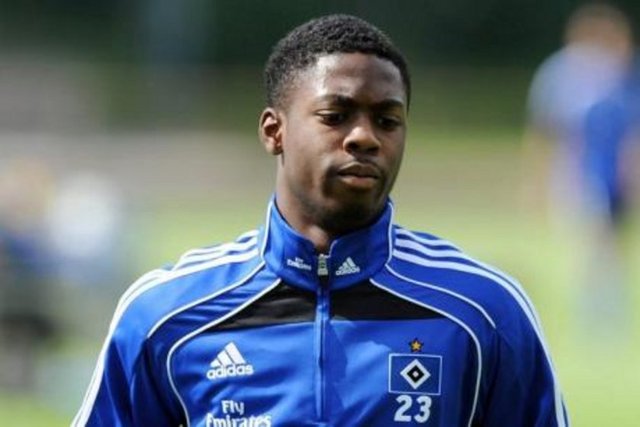 Bundesliga ekibi Hamburg, sol kanat oyuncusu Lennard Sowah'ı İngiltere ekibi Milwall'a kiraladı