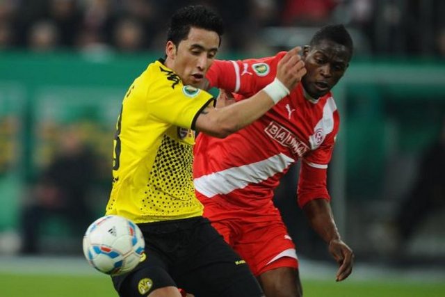 Fulham'la ismi anılan Borussia Dortmund'lu Barrios'un takımda kalacağı açıklandı