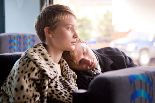 Mia Wasikowska (22): Alice Harikalar Diyarı'nda filmiyle adını duyurdu.