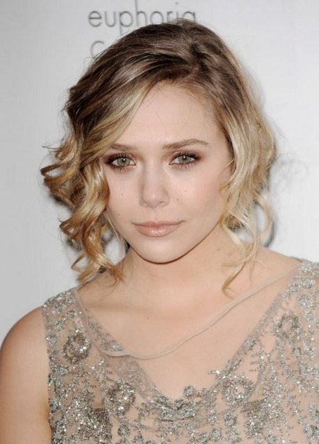 Elizabeth Olsen (22): Genç yaşına rağmen 8 ödül kazandı.