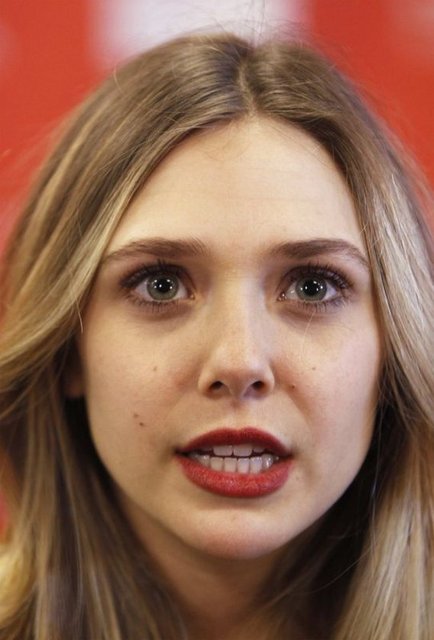 Elizabeth Olsen (22): Genç yaşına rağmen 8 ödül kazandı.