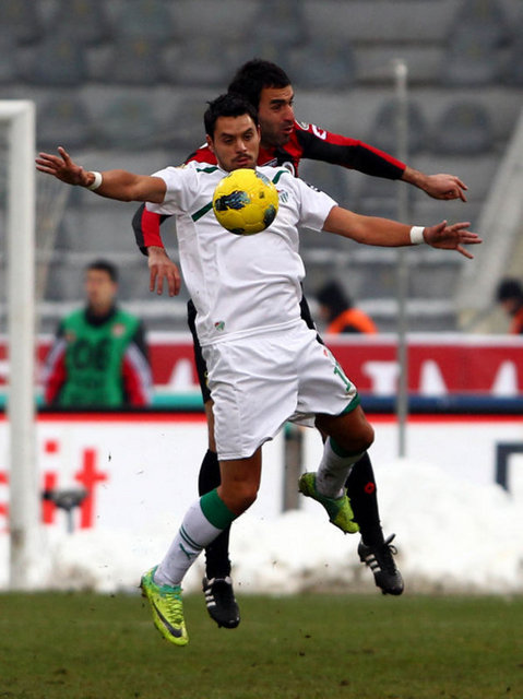 - BURSASPOR - GELENLER: Sebastian Pinto - O Higgins