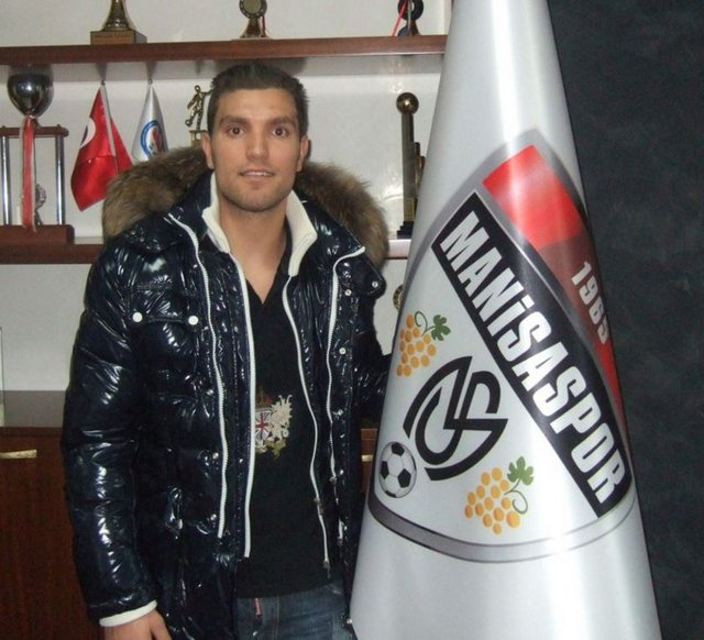 - Labinot Harbuzi - Manisaspor