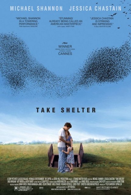 4-Sığınak (Take Shelter) (2011) -  - Şizofrenik bir felaket filmi diyebiliriz. 2011 Sundance Film Festivali'nin en çok ses getiren eserlerinden birinde Michael Shannon ve Jessica Chaistain rol alıyor. Antonioni'nin 'minimal' ve 'bozucu' felaket filmi "Kızıl Çöl"ün izinde üremiş bir 'hiçlik', 'ekonomik kaos' ve 'aile yapısı' temsili. Shannon döktürüyor.