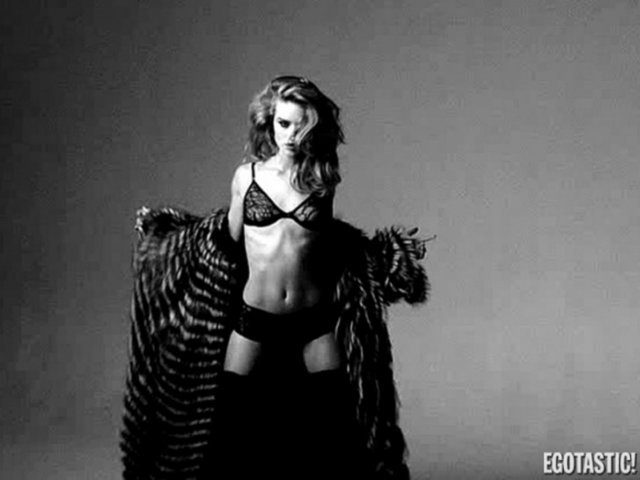 Rosie Huntington- Whiteley