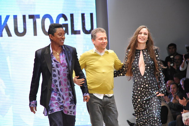 ATIL KUTOĞLU, JERMAİNE JACKSON, ELİZABETH JAGGER 