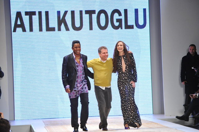 ATIL KUTOĞLU, JERMAİNE JACKSON, ELİZABETH JAGGER 