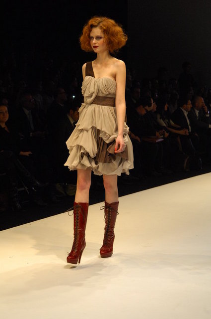 TUVANA BÜYÜKÇINAR DEFİLESİ 