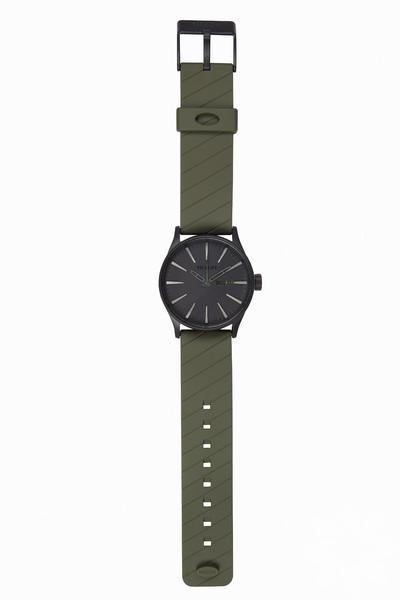 Nixon saat (yeşil): 425 TL