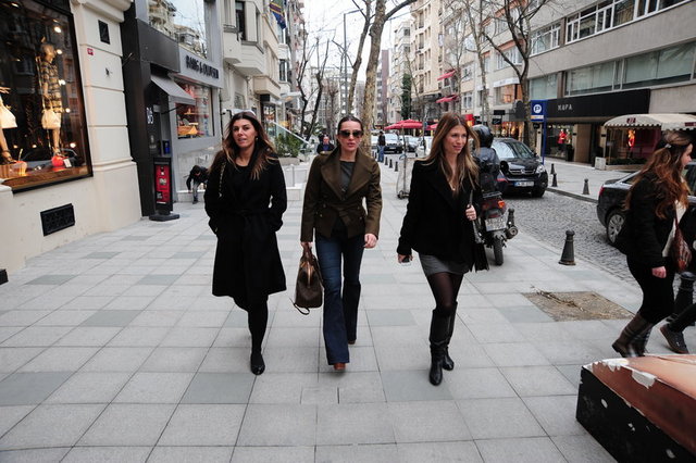 İPEK VAROL, FATOŞ SARIGÜL, DİDEM ANTEBİ 