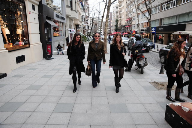 İPEK VAROL, FATOŞ SARIGÜL, DİDEM ANTEBİ 