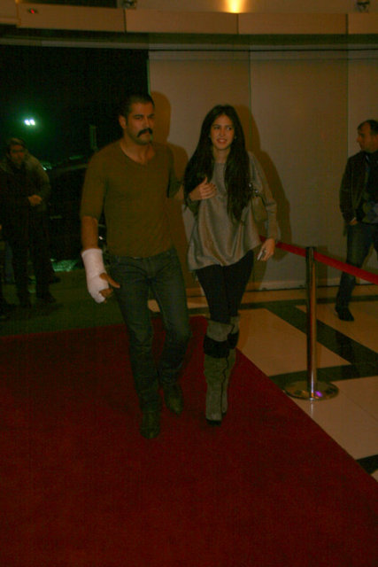 CEYLAN ÇAPA, BURAK ÖZÇİVİT