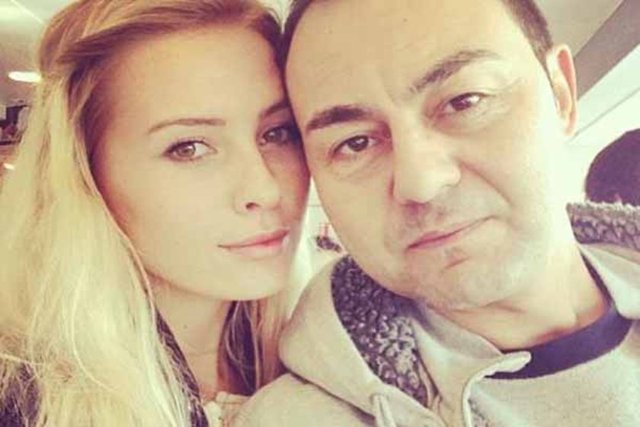 Kenan Doğulu ve Serdar Ortaç'ın ardından Murat Boz'un da geçmişte annesine benzeyen bir eş seçtiği ortaya çıktı.