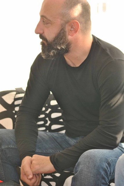 SAHNELERİN PADİŞAHIYIM - Halit Ergenç'e benzerliğinde dolayı birçok dizi, film teklifi aldığını da belirten Halim Erdoğan...