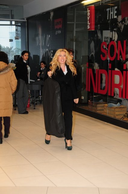 JÜLİDE ÖNENGÜT, HÜLYA BOZKURT