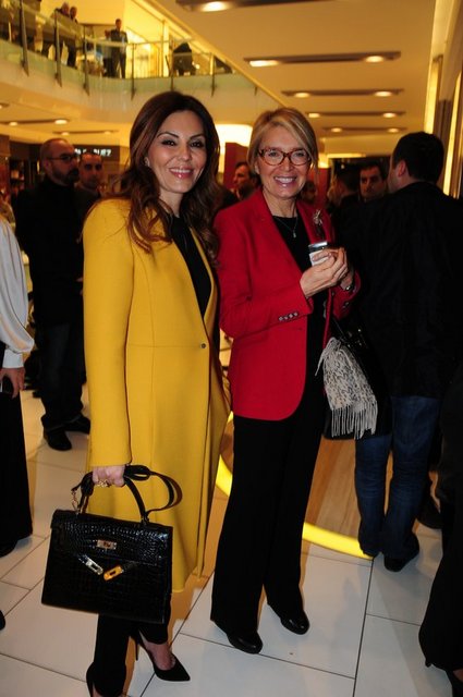 FERYAL GÜLMAN, İNCİ AKSOY 