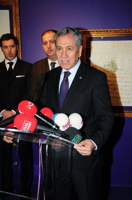 BÜLENT ARINÇ