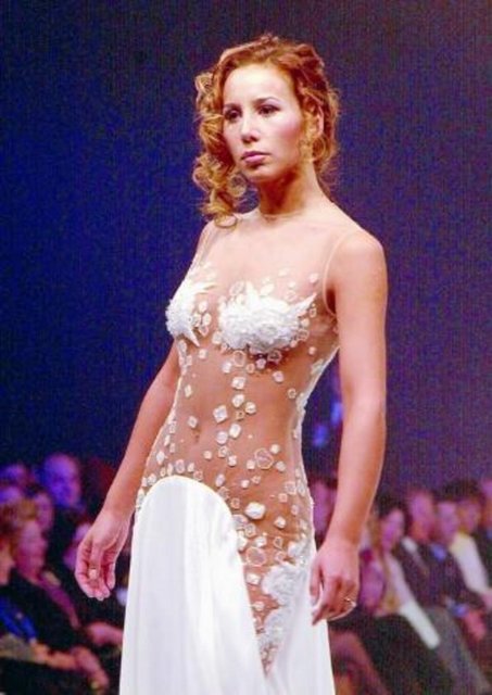 Asena'nın bacağından vurulması