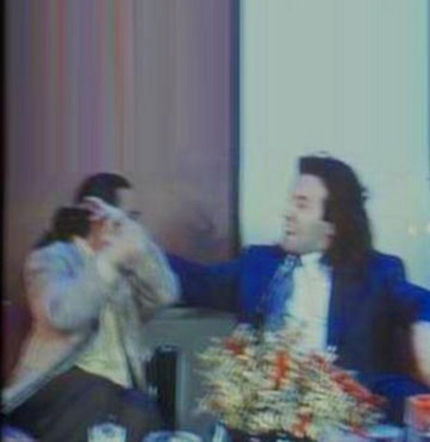 Televizyonda Medyum Memiş'in Keto'yu dövmesi