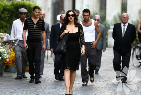 Monica Belluci - Dolce Gabbana