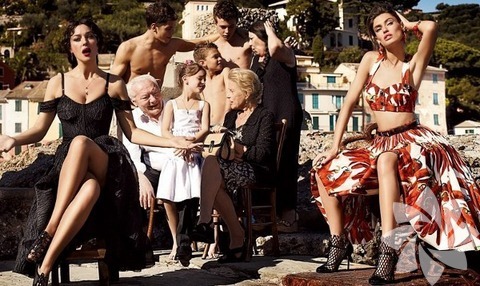 Monica Belluci - Dolce Gabbana