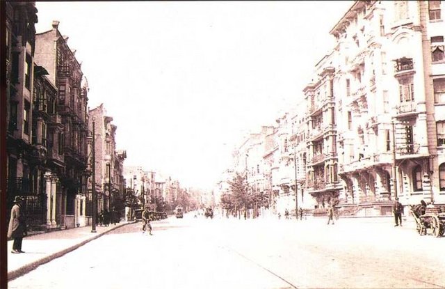 * HALASKARGAZİ: Harbiye'den Şişli Cami'sine uzanan cadde bu ismi taşıyor.