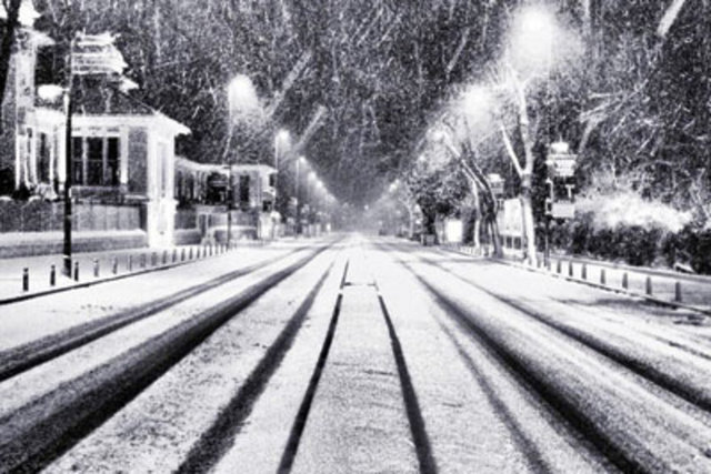 Zeynep Üner - @unerzeynep - Vogue Türkiye Yazı İşleri Müdürü – iPhone4