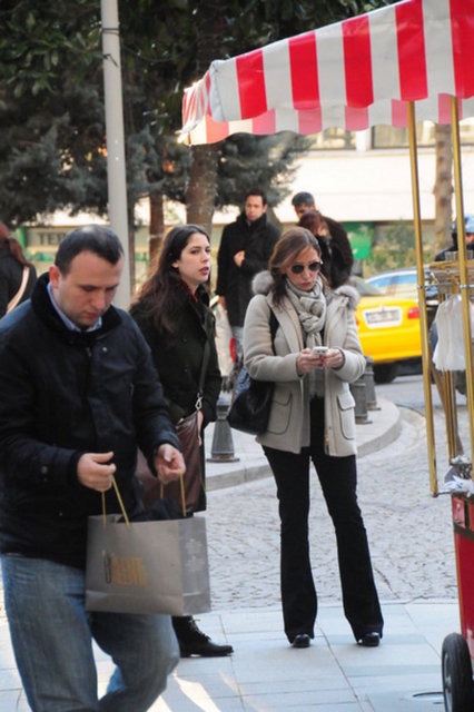 EMİNE BOYNER, BİLGÜN SAZAK