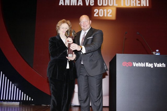 PROF. DR. NERMİN ABADAN UNAT, MUSTAFA KOÇ 
