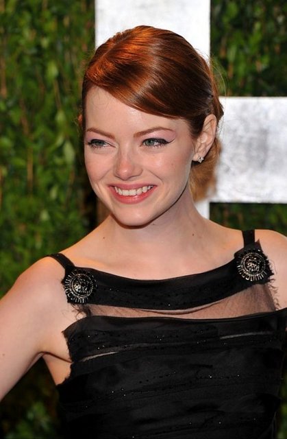 EMMA STONE 