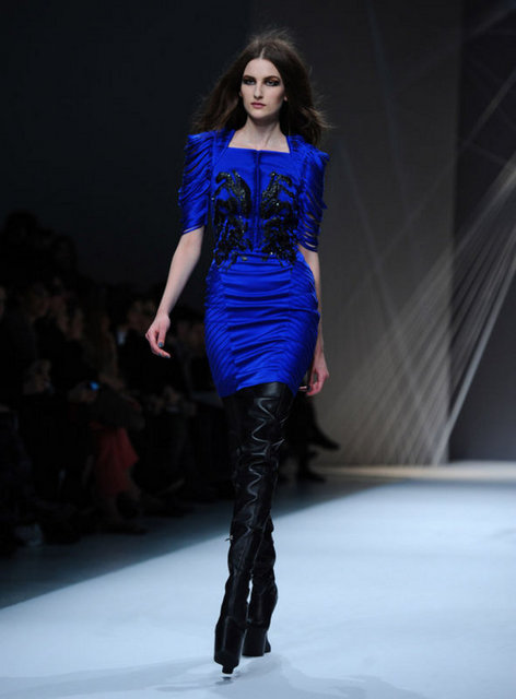 ARZU KAPROL DEFİLESİ 
