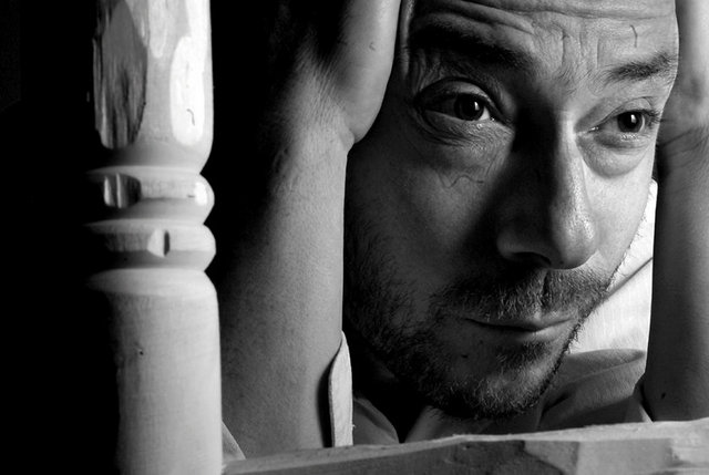 ** Maya Sahnesi'nde; 9 Mart Cuma, saat 20.30'da, "Van Gogh", 11 Mart Pazar, saat 18.00'de, "Dış Ses / Arka Bahçe". Giriş: 28, 18 TL. Tel: (212 252 74 52) -  - ** Ti Performans Sahnesi'nde; 9 Mart Cuma, saat 20.30'da, "Mut". Giriş: 20, 15 TL. Tel: (212 251 02 73) -