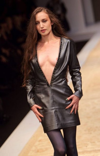 ELIZABETH JAGGER 