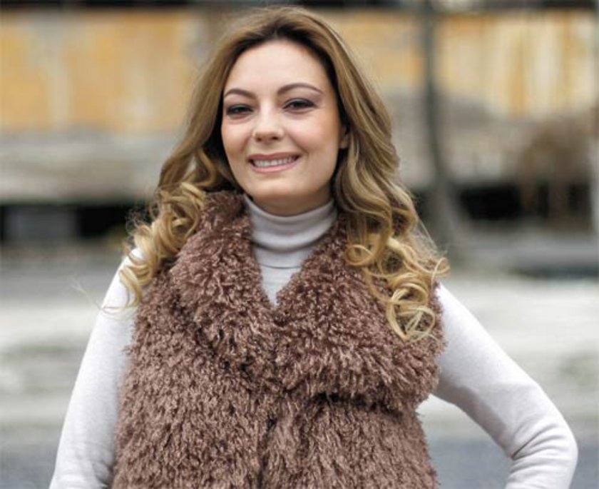 Umutsuz ev kadınları seti Songül Öden Evrim Solmaz Ceyda Düvenci
