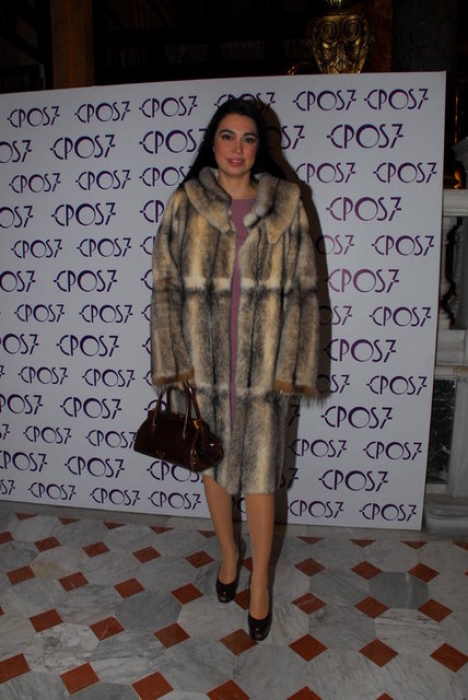 MÜGE CANMUTLU