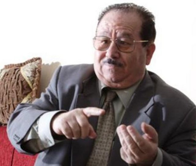 Bir otelde porno film izlediğine ilişkin haberler gündemdeydi. Beyaz; Cevizoğlu'nun "neden porno film izlediniz" sorusuna verdiği cevapla hafızalara kazındı: "Ne yaptıklarını anlamaya çalışıyordum. " -