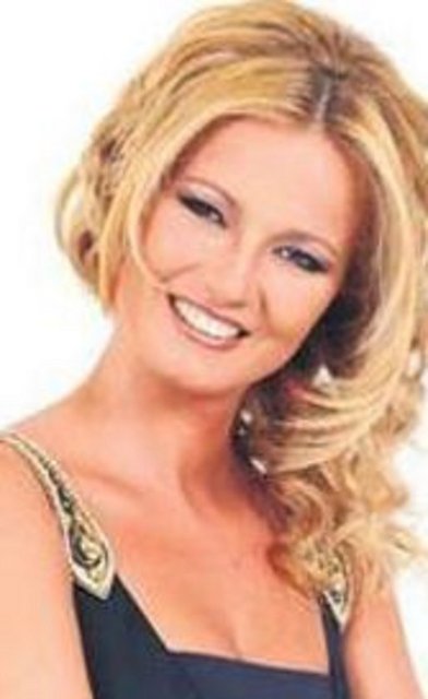 KONUĞUNU STÜDYODAN KOVDU - Müge Anlı'nın sunduğu Tatlı Sert programında da tatsız bir durum yaşandı. Stüdyo konuğuyla telefon konuğu arasında yaşanan diyalog yüzünden Anlı çileden çıktı. -