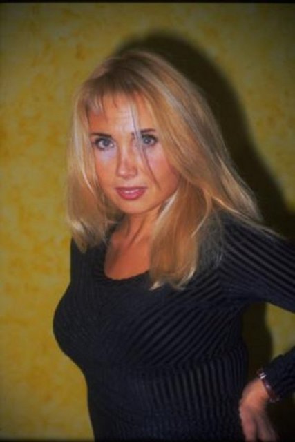 HAVALAR NASIL OLURSA OLSUN... - Hülya Uğur'a kadar TV ekranları böyle hava durumu sunucusu görmemişti. -