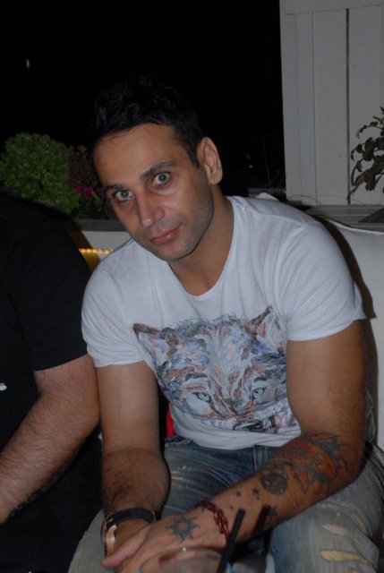 Saksılı fotoğrafıyla gündemi salladı... Şimdi de Survivor'a gidiyor...