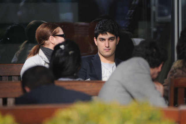 İdo'nun da her yaptığı internette konuşuluyor ve paylaşılıyor...