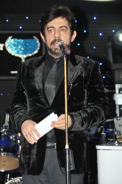 Yaptığı espriler, kıvrak zekâsıyla o zaten bir fenomen...