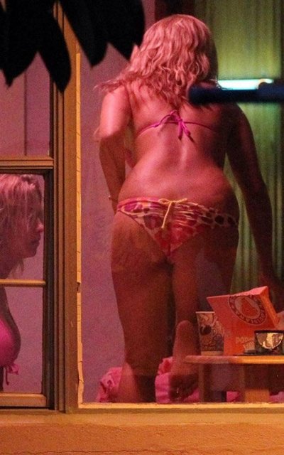 VANESSA HUDGENS 
