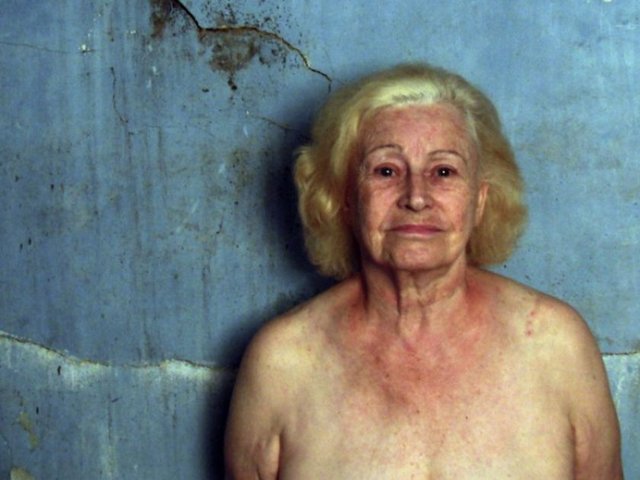 3-Hatırlanınca Var Olan Hikayeler (Historias Que So Existem Quando Lembradas) (2011) -  - Reenkarnasyon, kültür şoku ve 1800'lerden terkedilmiş distopik bir köy... Bu Brezilya yapımı eser, fazlasıyla bilimkurgusal ve fantastik motivasyonları 'sine'ye çekip felsefe yapan evreniyle dikkat çekiyor.