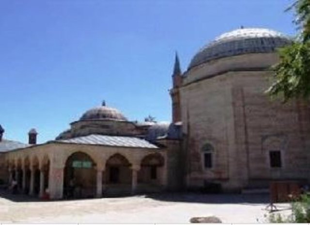 Modern mutfaklı Seyid Battal Gazi Külliyesi (Eskişehir)