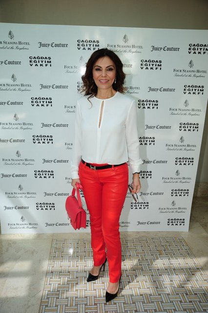 FERYAL GÜLMAN 