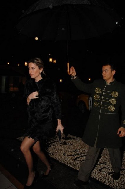 AYŞE ÇAVUŞOĞLU
