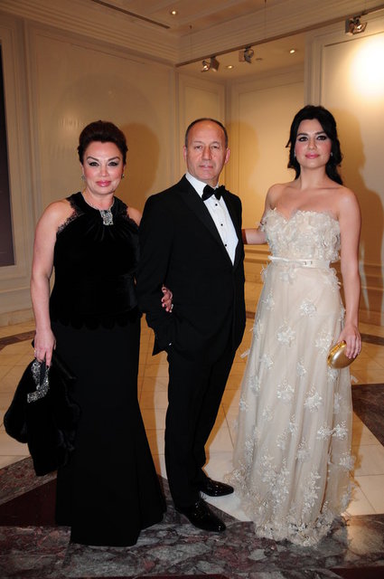 ARZU-ERGUN,TUĞANA SAVGI 